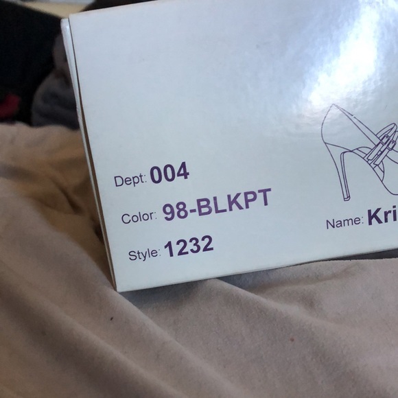 Bakers high heels 8.5 womens leather gloss finish brand new - Picture 4 of 5